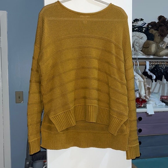 H&M size Medium sweater - Picture 1 of 3